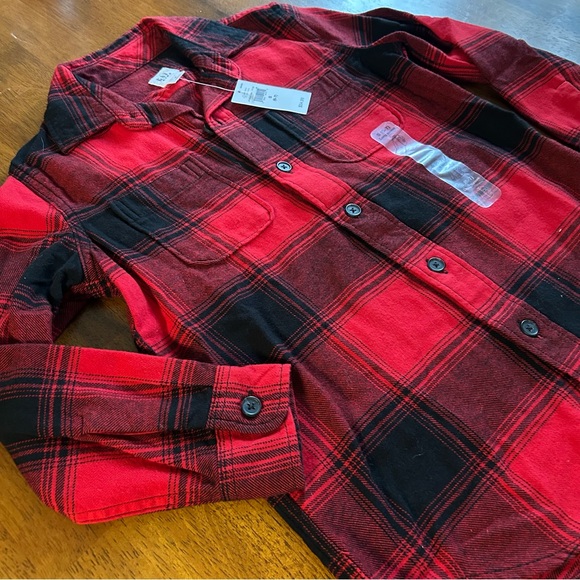 GAP Other - Gap Flannel Button-Up | Classic Red & Black Buffalo Plaid | Boys Size 6–7 | NWT